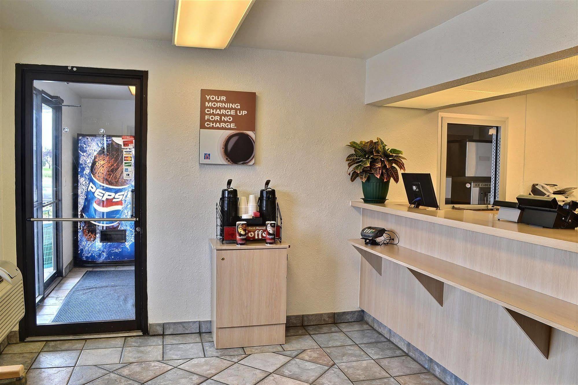 Motel 6-Billings, Mt - South Exterior foto